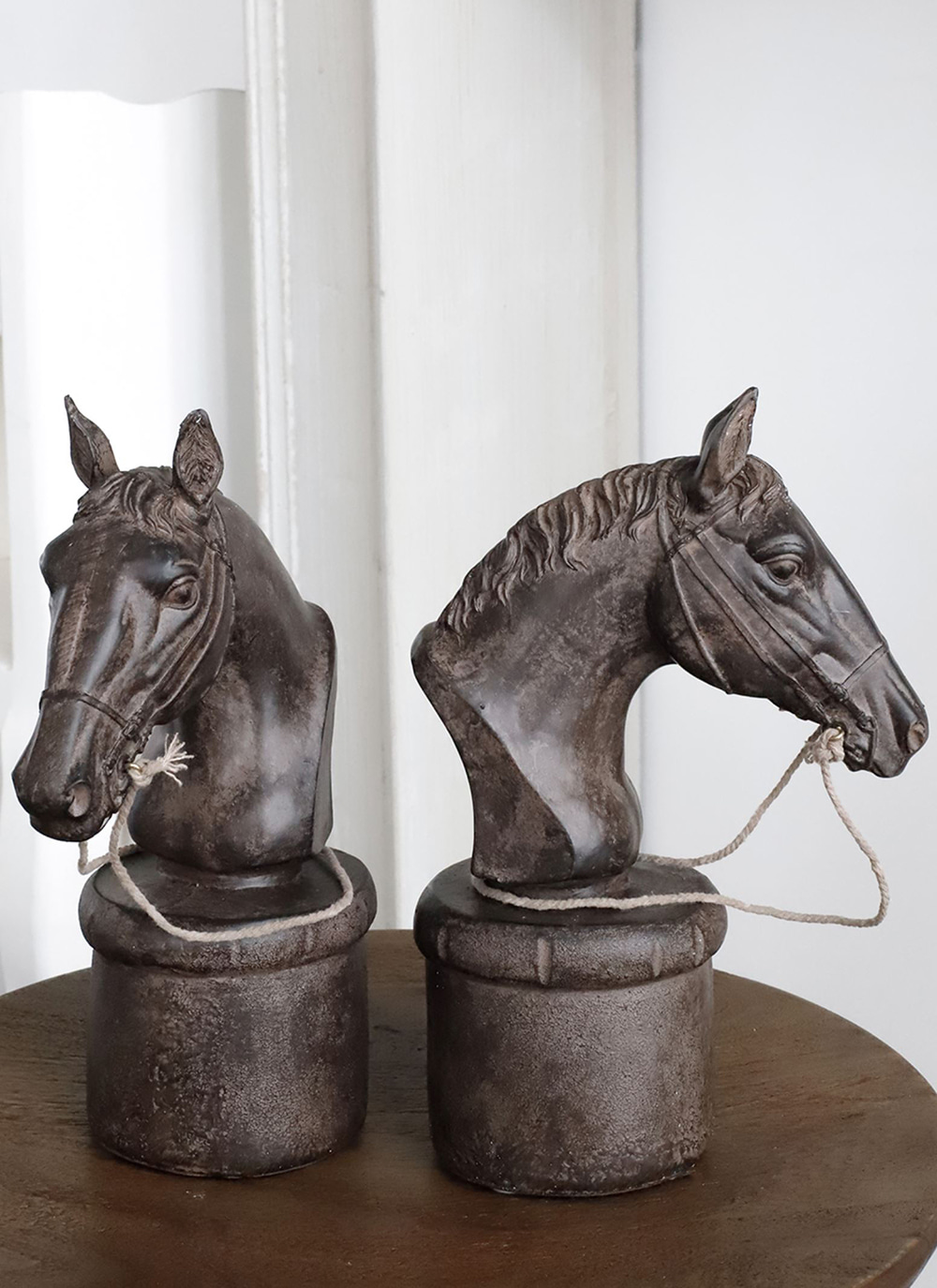 book ends horses&#039;s heads